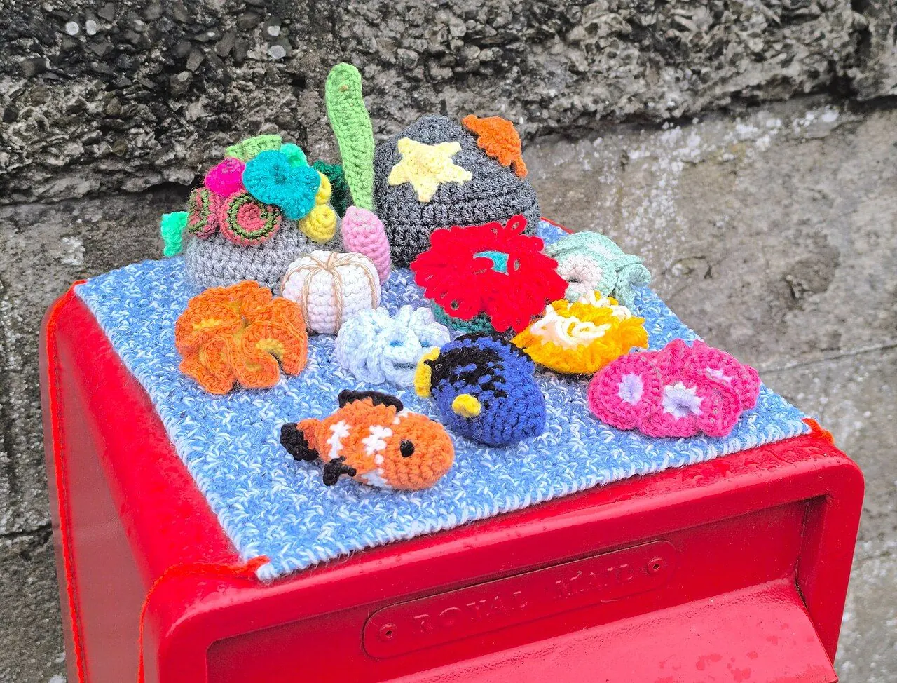 Post box topper on Post Box Road